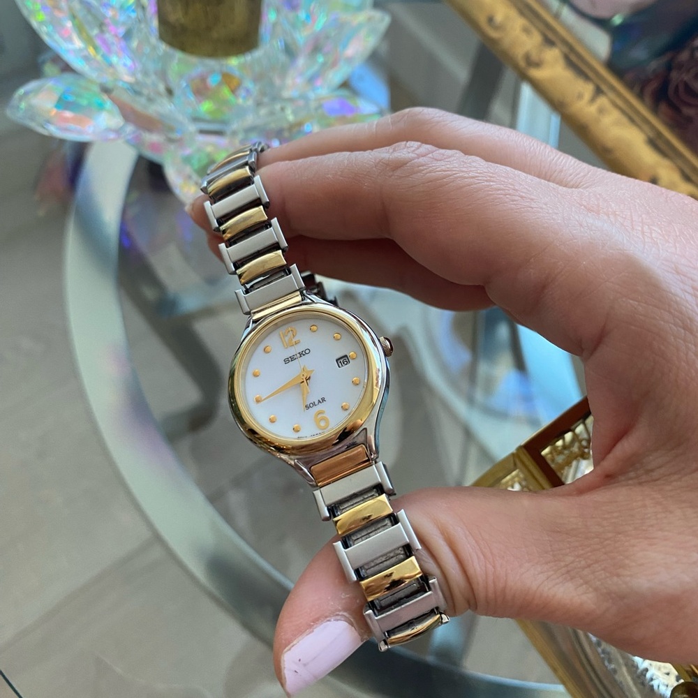 Elegant Seiko Solar Watch - Gold & Silver TwoTone with date - Solar Eco-friendly - Picture 5 of 6